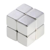 30 vnt. kvadratiniai magnetai, tvirti magnetiniai kvadratukai, šaldytuvo magnetai, atsparūs temperatūrai, baltajai lentai, šaldytuvui
