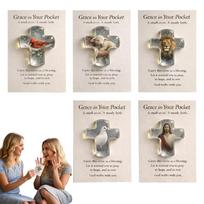 Pocket Hug Gift Exchange Contains An Acrylic Figurine And A Greeting Card Suitable For Various Christmas Ornament Glass One Size