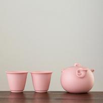 Handmade Kung Fu Tea Set Clay Teapot Household Tea Maker Cartoon Pig Shaped Pink Zisha Tea Pot With Tea Cup Three-piece Set rožinė