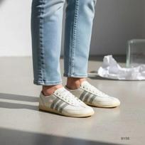 adidas Decon Off-White Silver Pebble Sneakers 471549 W275