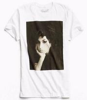 Amy Winehouse AMY WINEHOUSE PHOTO 100% Cotton T-shirt Mens Tees Top NEW Licensed & Official RARE S įvairiaspalvis