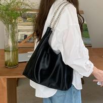2026 Women  Korean Style Chain Tote Bag Fashi Commute Soft Lightweight Shoulder Bag Female Large Capacity Handbag About(31-9-20cm) juoda