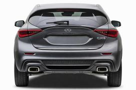 Infiniti Q30, Qx30 - Chromuota chromuota juosta bagažinės dangčiui