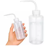 LDPE 250 ml ploviklio buteliukas – skysčio dozatorius naudojimo vietoje