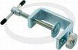 Horizontal fixer