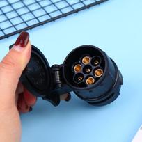 13 To 7 Pin Plug Adapter Durable Trailer Connector 12V Towbar Towing Plugs Socket Adapter Protect Connections A30 Connector 1Pc A
