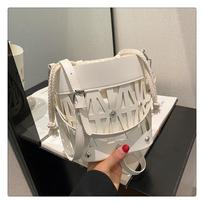 Summer fashion messenger bag women's 2025 new portable hollow bucket bag large capacity niche high sense balta