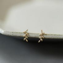 Simple Olive Branch Leaf Earrings European Style Alloy Stud Earrings For Women Mini Sweet Cute Student Jewelry Girls Women Gift