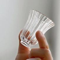 Japoniško stiliaus mini stiklinė arbatos puodelis, gėlių žiedlapių dizainas Gongfu arbatos rinkinys, 50 ml maži puodeliai, skaidrūs gėrimo įrankiai about 50ML gryna