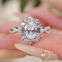Women's Pigeon Egg Moissanite Platinum Ring Starry Halo Design Ritualistic Gifting Choice 5