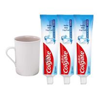 Colgate Whitening Anti-cavity Toothpaste 3-Pack with Mouthwash Cup