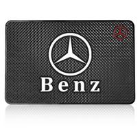 1 vnt. automobilio emblema neslystanti pagalvėlė telefono laikiklis neslystanti kilimėlis automobilio stilius Mercedes Benz GLA CLA GLK GLE CLS ML GL A B C E klasės W211 W221 W220 W163 juoda