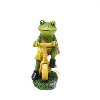 Postman Frog Creative Resin Ornament Outdoor Garden Atmosphere Decoration Courtyard Gardening Scenery Fun Animal Sculpture (as the picture,5x7x12CM)