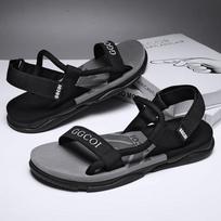 Vyriškos šlepetės Namams ir laukui Minkšti ir patogūs batai vyrams Atsparūs dėvėjimuisi Sandalai Neslystantys Unisex Madingi Vėdinami 38 juoda pilka spalva