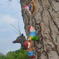 ABBY-Naughty Climbing Rope Fairy Garden Gnomes Statue, Resin Garden Gnome Tree Hugger Outdoor Decor Accessories For Lawn Patio (as the picture,NONE)