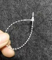Hand-Sewing Needle Buckle Tag String - Black & White PP Plastic