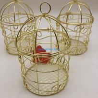 A5YD Outdoor Bird Feeder Small Hanging Fat Ball Holder Feeding Tool Durable Gold Metal Bird Suet Balls Feeders Easy to Fill CN