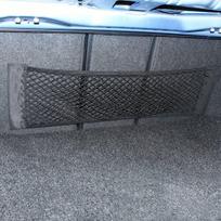 Ištempiamas bagažinės tinklas automobiliams