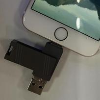 USB laikmena Nuotraukų USB atmintinė su Lightning,  Juoda