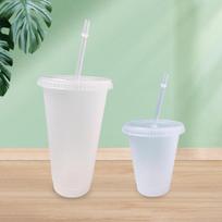 500/700 ml baltas šiaudinis puodelis su dangteliu, spalvą keičiantis kavos puodelis, daugkartinio naudojimo plastikinis indelis, matinio paviršiaus kavos puodelis porai 500 skaidri