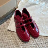 Cowhide version~ Velcro casual sports shoes women's versatile ballet Mary Jane leather red flat shoes tide 35 raudona