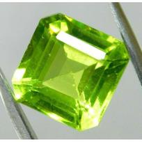 Natural Green Peridot 9ct Square Cut Certified Loose Gemstone 12.7 mm approx žalia