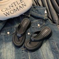 Sub-summer small new fashion thick-soled foot-pinch flip-flops, sandals to increase the height of sandals, women's shoes 35 juoda