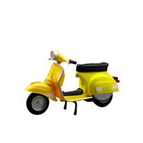 1/18 Scale Vespa 200 Rally Electric Scooter Toy Motorcycle Bike Model for Children MSZ Diecast Metal Miniature Collection Gift Boys geltona