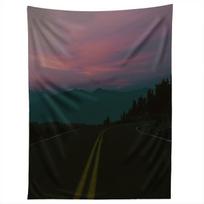 DREAMY MOUNTAIN DRIVE tapestry 75x100 juoda