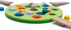 Bs Toys Medinis stalo žaidimas "Skraidantys monstriukai"