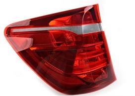 Bmw X3 F25 Galinis Žibintas Šoniniame Skydelyje Kairėje Originalus 63217220241