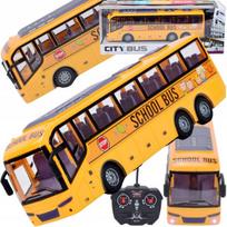 Žaislas mokyklinis autobusas vairuojamas 1:30