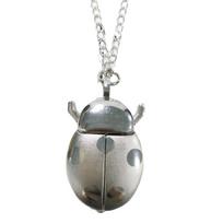 Alloy Beetle Pocket Watch Quartz Movement Retro Style Creative Quartz Watch Pendant Design Decorative Keychain Decorative