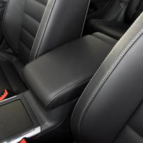 For Volkswagen VW Tiguan L 2017 2018  Accessories Microfiber Leather Car Armrest Cover Interior Anti-Scratch Easy tall Black-thread