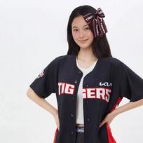 [KBO] KIA Tigers (Away)_Lettering Ribbon Pin AS7GA306 black