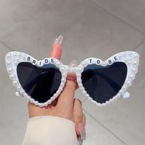 1Pc Bride To Be Sunglasses White Pearl Heart Shape Glasses Bridal Shower Decor Bachelorette Party Supplies Bride Wedding Gift