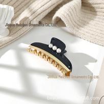 Alexander's Vendôme Pearl Extra-Large Acetate Claw Clip in Macaron Color - Light Luxury Style