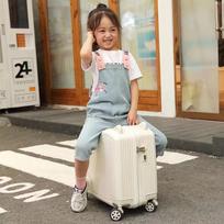 OEING Kids' Ride-On Spinner Carry-On Luggage