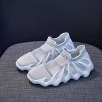 ins mesh breathable socks shoes women's 2025 summer new Korean version flying woven Xiaolongbao running casual shoes 450-11 35 pilka spalva