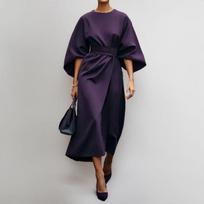 Elegantiška ir madinga moteriška ilga suknelė, vienspalvė, susiaurinta ties liemeniu, apvaliu kaklu, su šikšnosparnio rankovėmis S