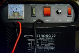 WELDMAN ĮKROVIKLIS STRONG 20 12V/24V