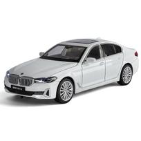 1/24 BMW 5 Series 530i 530LI Alloy Luxy Car Model Diecast Metal Vehicles Car Model High Simulation Sound and Light Kids Toy Gift balta