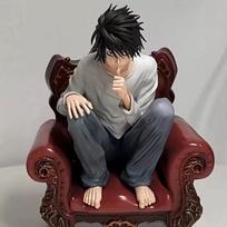 26CM Anime Death Note L Watari Diorama 1/6 Figūrėlė Sėdinti Sofos Aksesuarai Modelis Žaislas Lėlė Scenos Dekoracija Veiksmo Figūrėlė With box balta