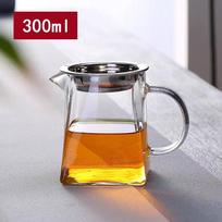 Heat-Resistant Borosilicate Glass Tea Pitcher Set with a Strainer, Chinese Tea Set Accessory, Chahai Divider, Coffee Milk Jug