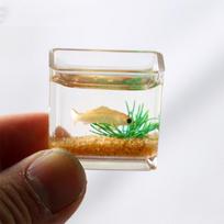 1Pc Mini Fish Tank Random Color Miniature Model Fish Carp Simulation Animals Toys DIY Decor Fish Figurines Home Decor Ornament
