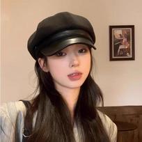 Solid Color Women's Duck Tongue Beret Breathable Windproof Vintage Newsboy Hats Warm with Leather Strap Pleated Berets Women Men
