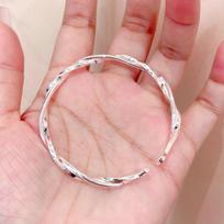 Sterling Silver Mobius Open Bangle for Women - Thin Style, Smooth Plain Band, Exquisite Silver Bracelet for Ladies 9999 Pure Silver