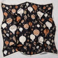 Black hot air balloon big-name wind silk scarf women's Hangzhou silk versatile temperament mulberry silk 70 small square scarf 68*68cm
