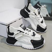 Vyriški sportbačiai Madingi vaikščiojimo batai vyrams Platforminiai sportbačiai Trend Sportiniai Bėgimo Sneakers Madingi britiško stiliaus batai 39 juoda