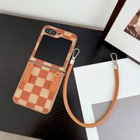 Plaid PU Leather Wrist Strap Phone Case for Samsung Galaxy Z Flip 6 5 4 3 5G Protection Shockproof Cover For Samsung Galaxy Z Flip 5